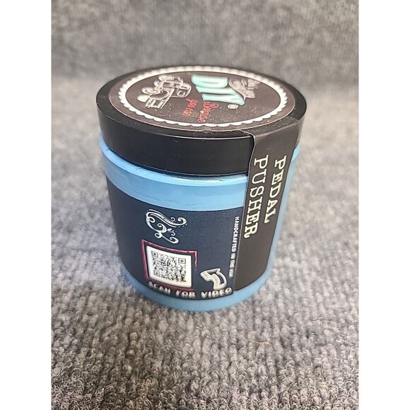 NEW Debi's Design Diary DIY Paint in Pedal Pusher Blue 8oz Chalk Paint Half Pint - Picture 3 of 4